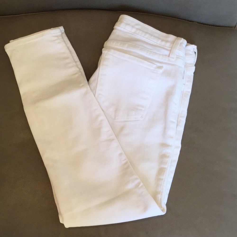 J. Brand Cropped White Skinny Jean Sz 28
